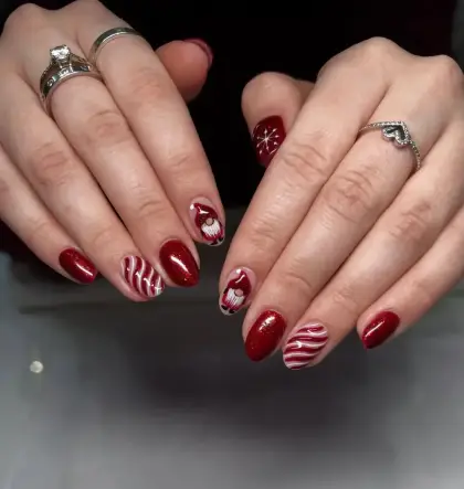 30 Simple Christmas Nail Designs Anyone Can Recreate at Home — GlowNailDesigns