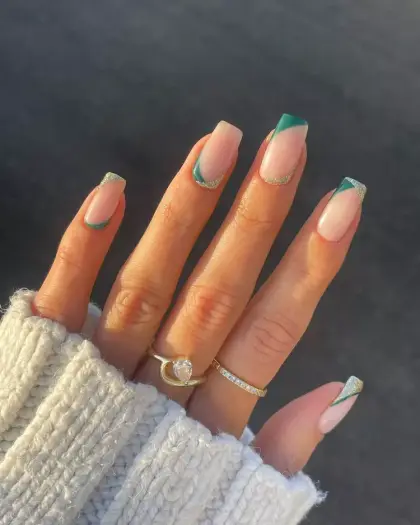 25 Cute Glitter Nails Ideas for a Sparkly Everyday Look — GlowNailDesigns