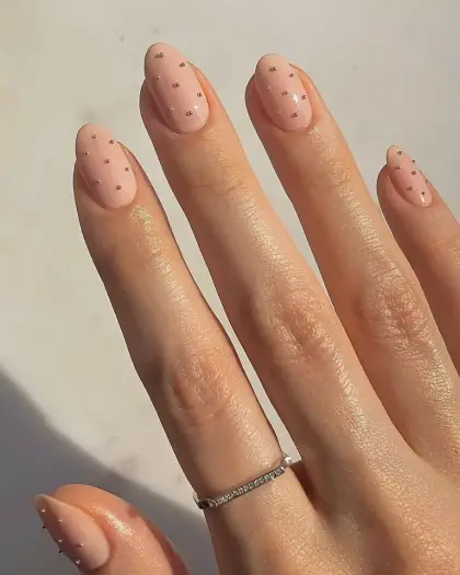 30 Cute Nude Nail Designs for Short Nails You'll Want to Copy — GlowNailDesigns