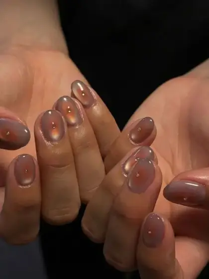 20 Classy Christmas Nails for an Elegant Holiday Look — GlowNailDesigns