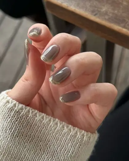 25 Short Glitter Nail Ideas That Make Small Nails Shine — GlowNailDesigns