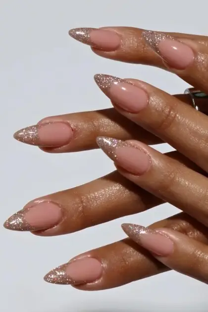 20 Classy Glitter Nails for Weddings, Parties, and Special Events — GlowNailDesigns