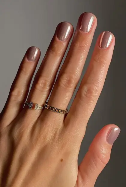 25 Chrome Nail Ideas for a Sleek and Trendy Manicure in 2026 — GlowNailDesigns