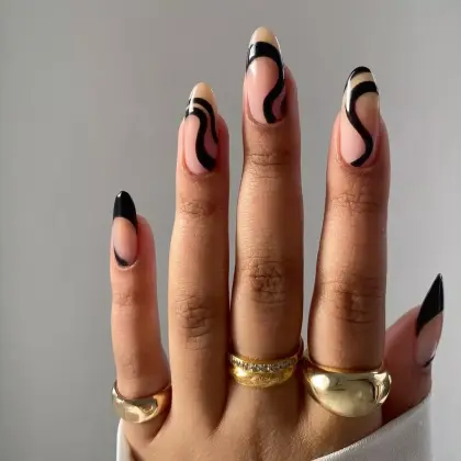 20 Simple Black Nail Designs for a Minimalist Yet Classy Look — GlowNailDesigns