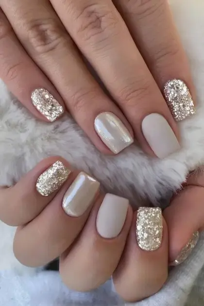 22 Simple Glitter Nail Designs That Look Elegant and Easy to Copy — GlowNailDesigns