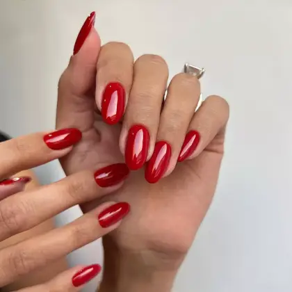 25 Cute Christmas Nails Ideas to Make Your Holiday Manicure Stand Out — GlowNailDesigns
