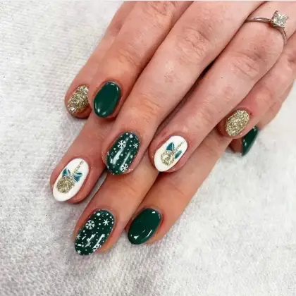 30 Simple Christmas Nail Designs Anyone Can Recreate at Home — GlowNailDesigns