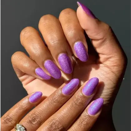25 Cute Glitter Nails Ideas for a Sparkly Everyday Look — GlowNailDesigns