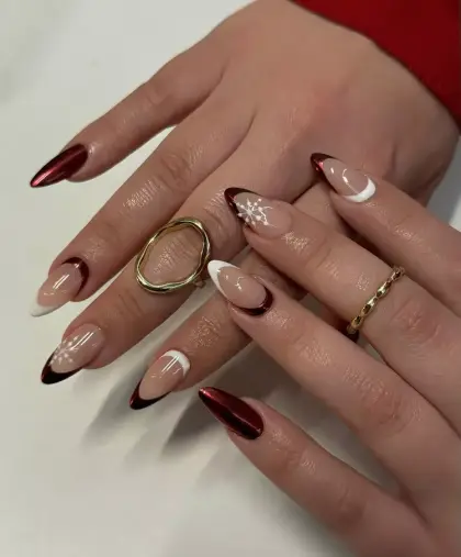 25 Cute Christmas Nails Ideas to Make Your Holiday Manicure Stand Out — GlowNailDesigns