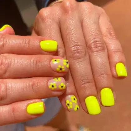 30 Simple Nail Designs for Beginners You Can Easily Recreate — GlowNailDesigns
